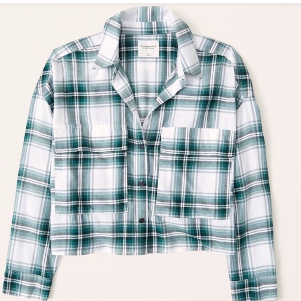 Abercrombie & Fitch Cropped Plaid Shirt